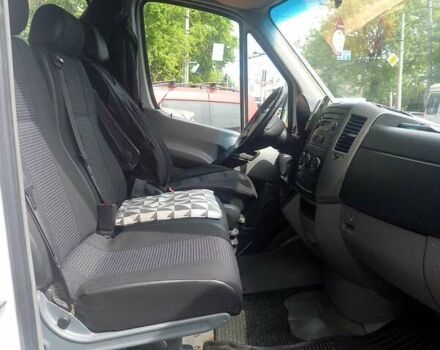 Белый Мерседес Sprinter, объемом двигателя 2.1 л и пробегом 350 тыс. км за 11700 $, фото 5 на Automoto.ua