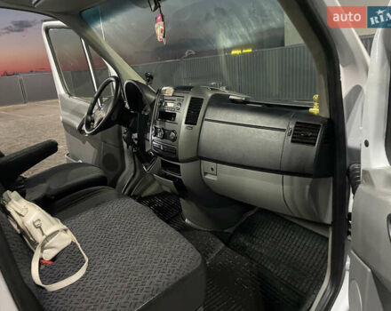 Білий Мерседес Sprinter, об'ємом двигуна 2.2 л та пробігом 304 тис. км за 12000 $, фото 7 на Automoto.ua