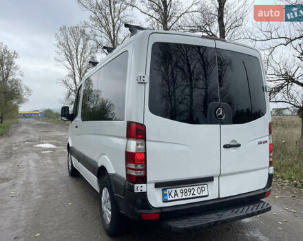 Белый Мерседес Sprinter, объемом двигателя 2.15 л и пробегом 380 тыс. км за 5699 $, фото 15 на Automoto.ua