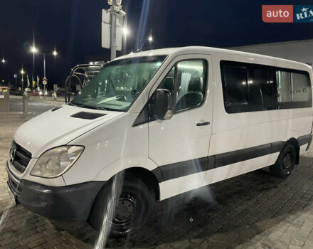 Білий Мерседес Sprinter, об'ємом двигуна 2.2 л та пробігом 304 тис. км за 12000 $, фото 4 на Automoto.ua