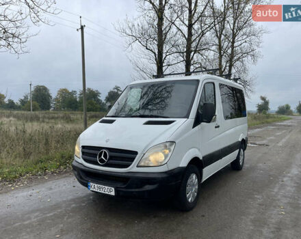 Белый Мерседес Sprinter, объемом двигателя 2.15 л и пробегом 380 тыс. км за 5699 $, фото 23 на Automoto.ua