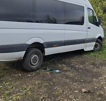 Белый Мерседес Sprinter, объемом двигателя 2.15 л и пробегом 748 тыс. км за 9500 $, фото 4 на Automoto.ua