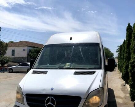 Белый Мерседес Sprinter, объемом двигателя 2.1 л и пробегом 630 тыс. км за 10499 $, фото 3 на Automoto.ua