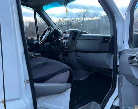 Белый Мерседес Sprinter, объемом двигателя 0 л и пробегом 760 тыс. км за 9400 $, фото 9 на Automoto.ua