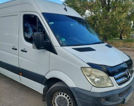 Белый Мерседес Sprinter, объемом двигателя 2.1 л и пробегом 451 тыс. км за 10500 $, фото 5 на Automoto.ua