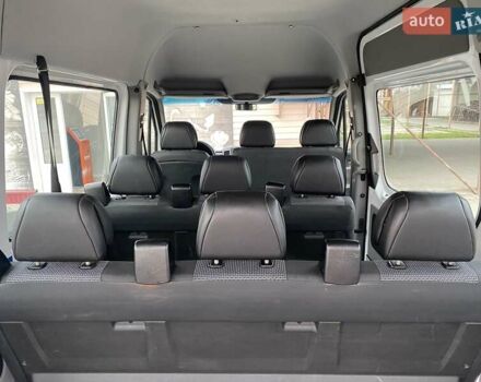 Белый Мерседес Sprinter, объемом двигателя 2.15 л и пробегом 300 тыс. км за 18999 $, фото 15 на Automoto.ua