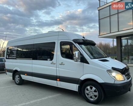Белый Мерседес Sprinter, объемом двигателя 2.14 л и пробегом 880 тыс. км за 14200 $, фото 8 на Automoto.ua