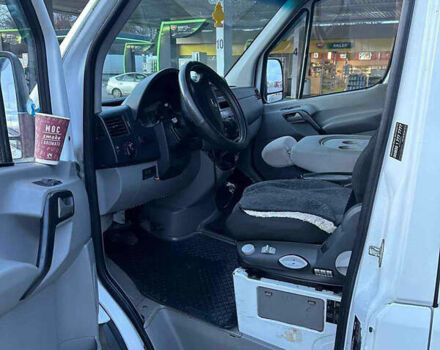 Белый Мерседес Sprinter, объемом двигателя 0 л и пробегом 760 тыс. км за 9400 $, фото 4 на Automoto.ua