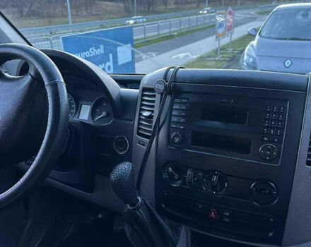 Белый Мерседес Sprinter, объемом двигателя 0 л и пробегом 760 тыс. км за 9400 $, фото 11 на Automoto.ua
