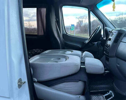 Белый Мерседес Sprinter, объемом двигателя 0 л и пробегом 760 тыс. км за 9400 $, фото 10 на Automoto.ua