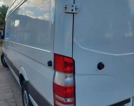 Белый Мерседес Sprinter, объемом двигателя 2.1 л и пробегом 451 тыс. км за 10500 $, фото 2 на Automoto.ua