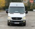 Белый Мерседес Sprinter, объемом двигателя 2.2 л и пробегом 200 тыс. км за 11500 $, фото 2 на Automoto.ua
