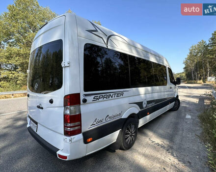 Белый Мерседес Sprinter, объемом двигателя 3.22 л и пробегом 600 тыс. км за 15500 $, фото 13 на Automoto.ua