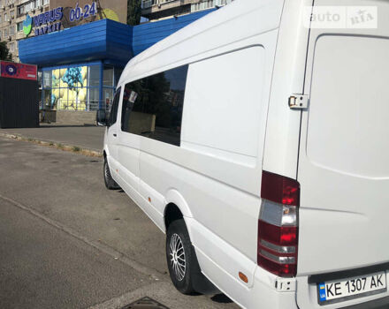 Белый Мерседес Sprinter, объемом двигателя 3 л и пробегом 630 тыс. км за 18500 $, фото 7 на Automoto.ua