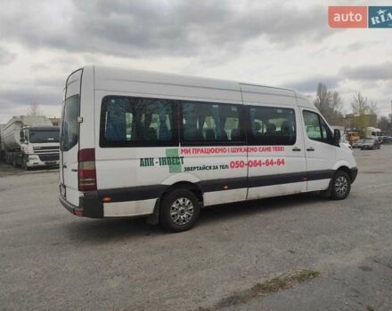 Белый Мерседес Sprinter, объемом двигателя 2.14 л и пробегом 460 тыс. км за 19900 $, фото 3 на Automoto.ua