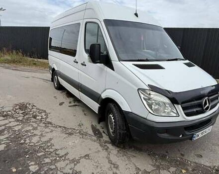 Белый Мерседес Sprinter, объемом двигателя 2.15 л и пробегом 300 тыс. км за 9000 $, фото 5 на Automoto.ua