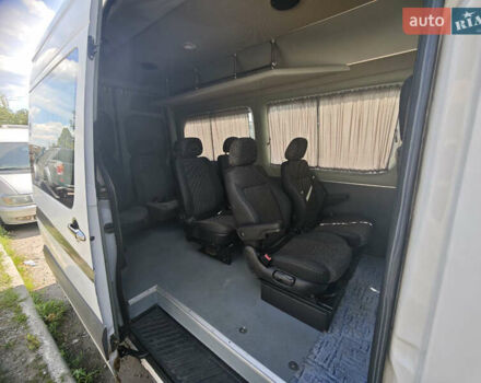 Белый Мерседес Sprinter, объемом двигателя 0 л и пробегом 365 тыс. км за 12800 $, фото 7 на Automoto.ua