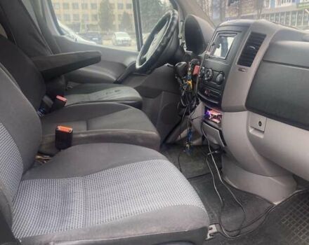 Белый Мерседес Sprinter, объемом двигателя 2.15 л и пробегом 900 тыс. км за 10000 $, фото 1 на Automoto.ua