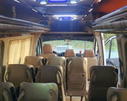 Білий Мерседес Sprinter, об'ємом двигуна 2.14 л та пробігом 400 тис. км за 17000 $, фото 23 на Automoto.ua