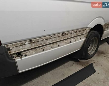 Белый Мерседес Sprinter, объемом двигателя 0 л и пробегом 330 тыс. км за 32100 $, фото 3 на Automoto.ua