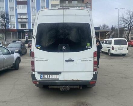 Белый Мерседес Sprinter, объемом двигателя 2.15 л и пробегом 900 тыс. км за 10000 $, фото 4 на Automoto.ua
