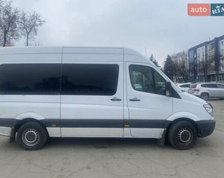 Белый Мерседес Sprinter, объемом двигателя 2.15 л и пробегом 900 тыс. км за 10000 $, фото 5 на Automoto.ua