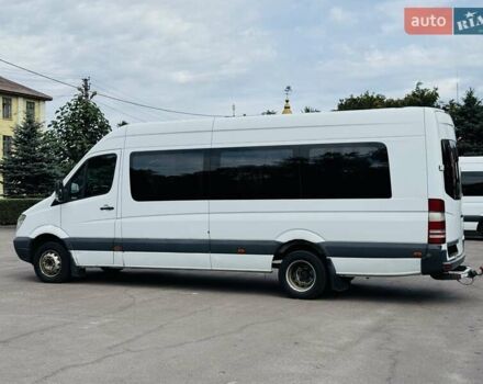 Белый Мерседес Sprinter, объемом двигателя 3 л и пробегом 600 тыс. км за 23999 $, фото 2 на Automoto.ua