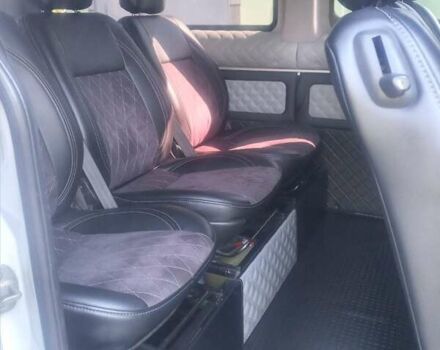 Белый Мерседес Sprinter, объемом двигателя 2.2 л и пробегом 483 тыс. км за 14000 $, фото 5 на Automoto.ua