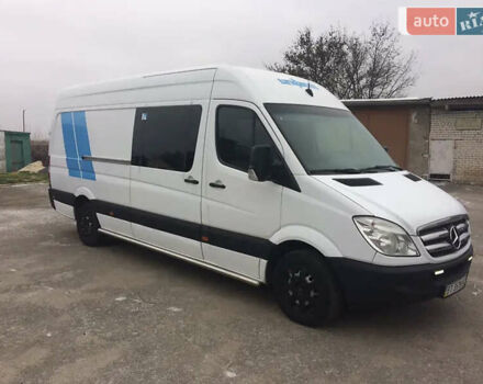 Белый Мерседес Sprinter, объемом двигателя 3 л и пробегом 480 тыс. км за 19100 $, фото 2 на Automoto.ua