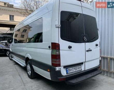 Белый Мерседес Sprinter, объемом двигателя 2.14 л и пробегом 150 тыс. км за 38500 $, фото 6 на Automoto.ua