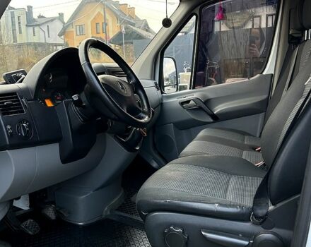 Белый Мерседес Sprinter, объемом двигателя 2.1 л и пробегом 412 тыс. км за 12500 $, фото 10 на Automoto.ua