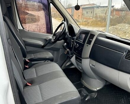 Белый Мерседес Sprinter, объемом двигателя 2.1 л и пробегом 412 тыс. км за 12500 $, фото 11 на Automoto.ua