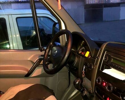 Белый Мерседес Sprinter, объемом двигателя 2.1 л и пробегом 500 тыс. км за 15000 $, фото 5 на Automoto.ua