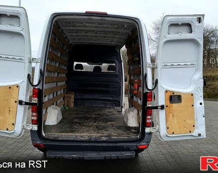 Белый Мерседес Sprinter, объемом двигателя 2.1 л и пробегом 412 тыс. км за 12500 $, фото 13 на Automoto.ua