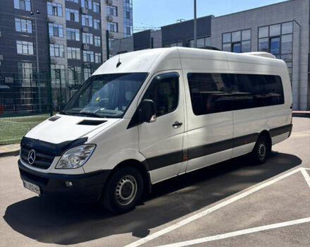 Белый Мерседес Sprinter, объемом двигателя 2.99 л и пробегом 500 тыс. км за 41900 $, фото 4 на Automoto.ua