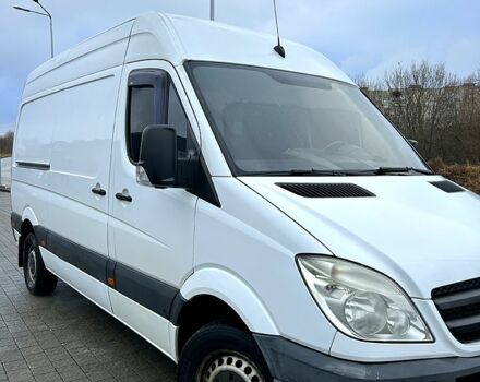 Белый Мерседес Sprinter, объемом двигателя 2.1 л и пробегом 412 тыс. км за 12500 $, фото 1 на Automoto.ua
