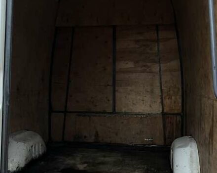 Белый Мерседес Sprinter, объемом двигателя 3 л и пробегом 485 тыс. км за 23500 $, фото 12 на Automoto.ua