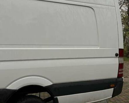Белый Мерседес Sprinter, объемом двигателя 3 л и пробегом 485 тыс. км за 23500 $, фото 3 на Automoto.ua