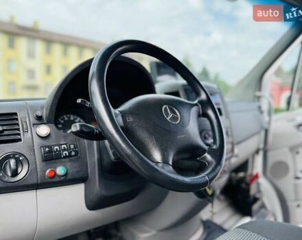 Белый Мерседес Sprinter, объемом двигателя 3 л и пробегом 600 тыс. км за 23999 $, фото 33 на Automoto.ua