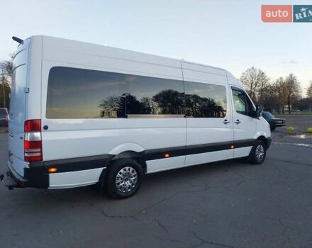 Белый Мерседес Sprinter, объемом двигателя 2.14 л и пробегом 582 тыс. км за 16600 $, фото 3 на Automoto.ua