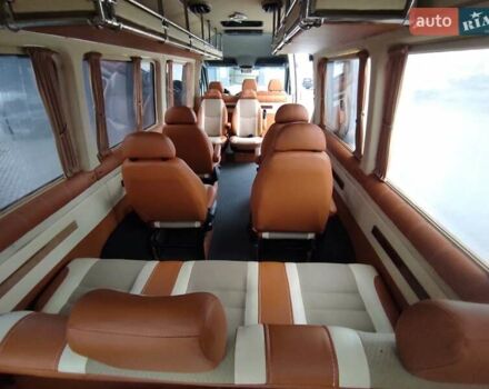Белый Мерседес Sprinter, объемом двигателя 3 л и пробегом 164 тыс. км за 16300 $, фото 4 на Automoto.ua