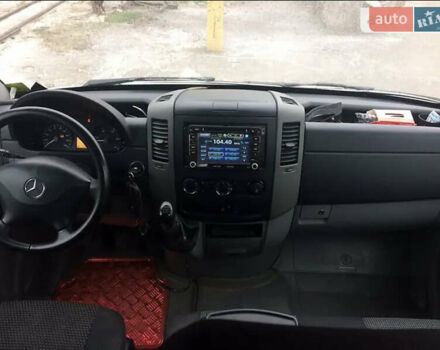 Белый Мерседес Sprinter, объемом двигателя 3 л и пробегом 480 тыс. км за 19100 $, фото 9 на Automoto.ua
