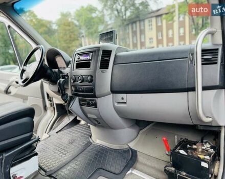 Белый Мерседес Sprinter, объемом двигателя 3 л и пробегом 600 тыс. км за 23999 $, фото 34 на Automoto.ua