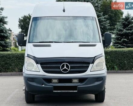 Белый Мерседес Sprinter, объемом двигателя 3 л и пробегом 600 тыс. км за 23999 $, фото 7 на Automoto.ua