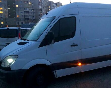 Белый Мерседес Sprinter, объемом двигателя 2.1 л и пробегом 500 тыс. км за 15000 $, фото 1 на Automoto.ua