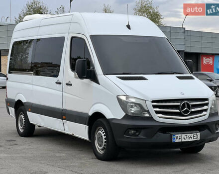 Белый Мерседес Sprinter, объемом двигателя 2.14 л и пробегом 282 тыс. км за 16000 $, фото 2 на Automoto.ua