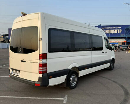 Белый Мерседес Sprinter, объемом двигателя 2.14 л и пробегом 500 тыс. км за 23200 $, фото 1 на Automoto.ua
