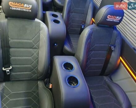 Белый Мерседес Sprinter, объемом двигателя 2.14 л и пробегом 330 тыс. км за 27000 $, фото 1 на Automoto.ua