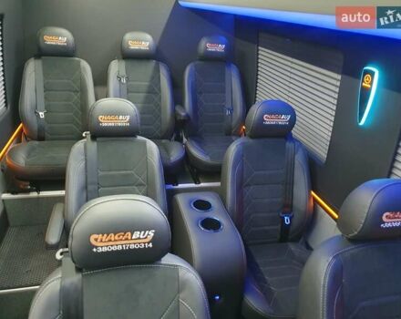 Белый Мерседес Sprinter, объемом двигателя 2.14 л и пробегом 330 тыс. км за 27000 $, фото 3 на Automoto.ua