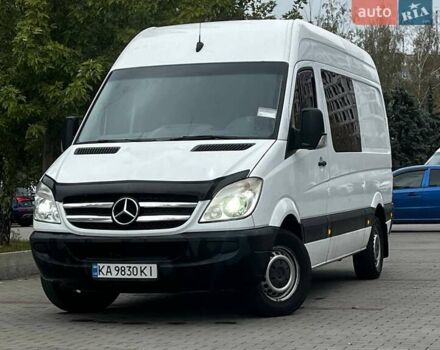 Белый Мерседес Sprinter, объемом двигателя 2.14 л и пробегом 449 тыс. км за 12000 $, фото 2 на Automoto.ua
